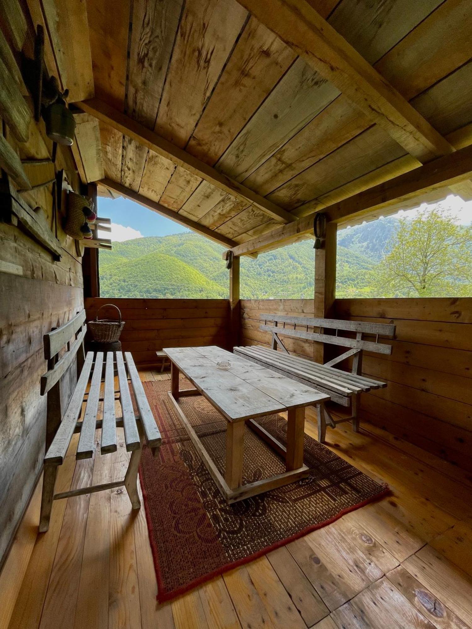 Household Babovic - Old House Miljan'S Valley Andrijevica Bagian luar foto